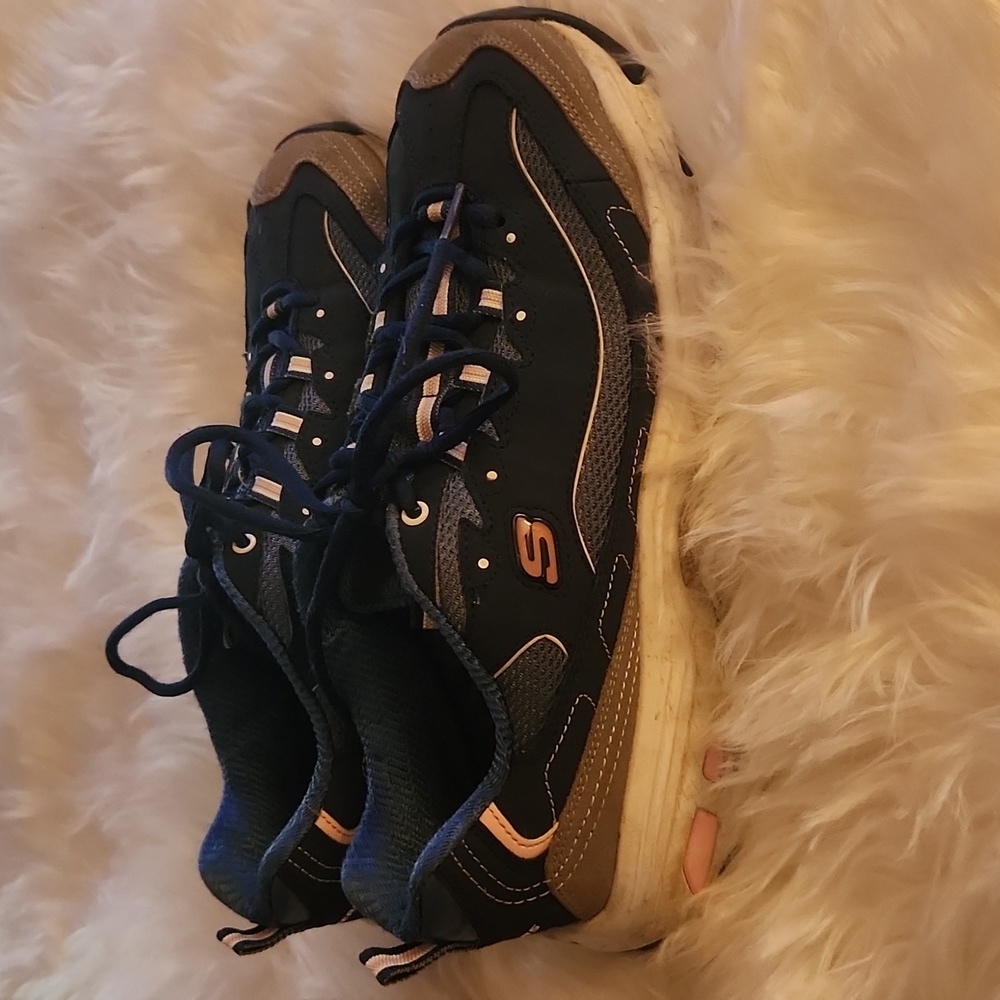 Clearance: Skechers D'Lites women's size 11